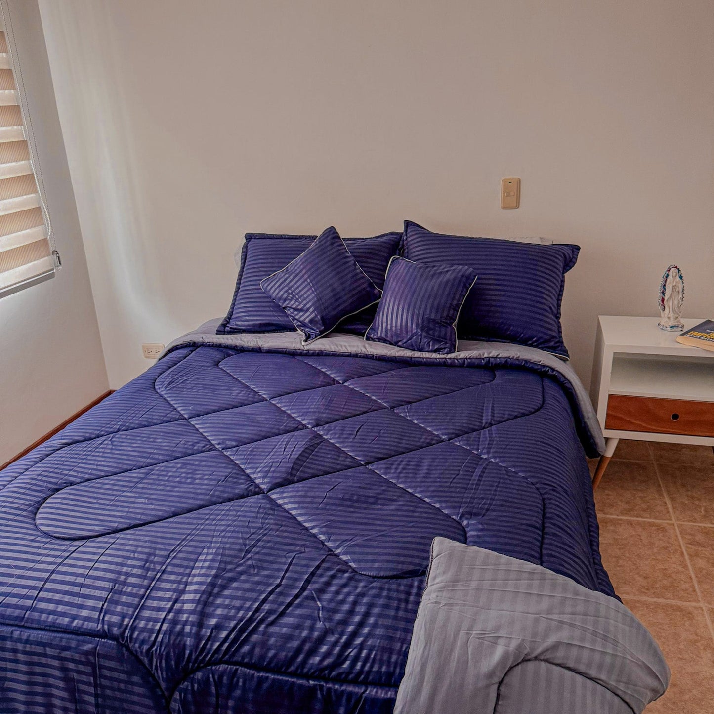 Edredon Acolchado Foam® + Cojines🎁| Cama Doble 1.40cm*1.90cm